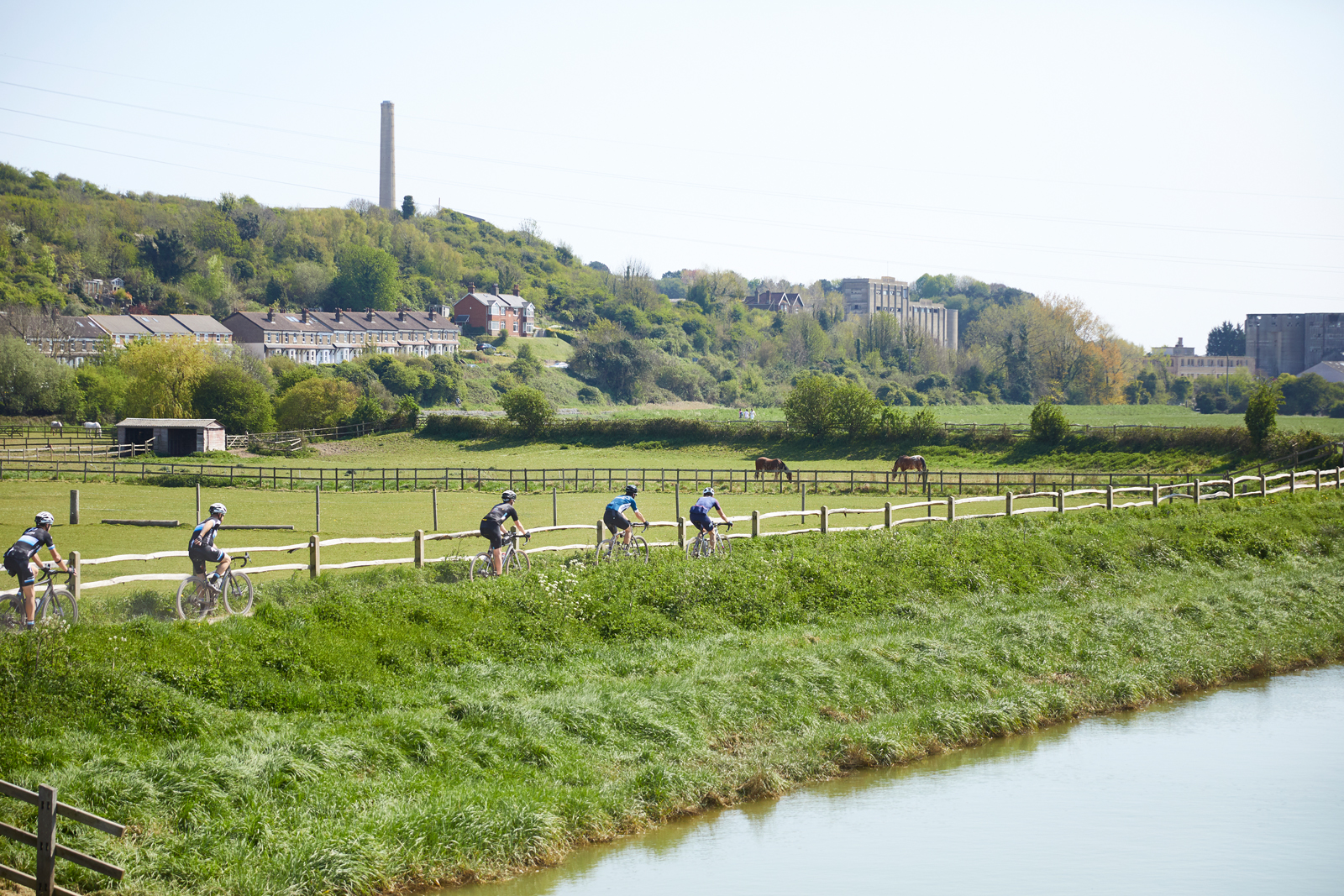 The London-Paris by Tour de France gravel - Hotchillee