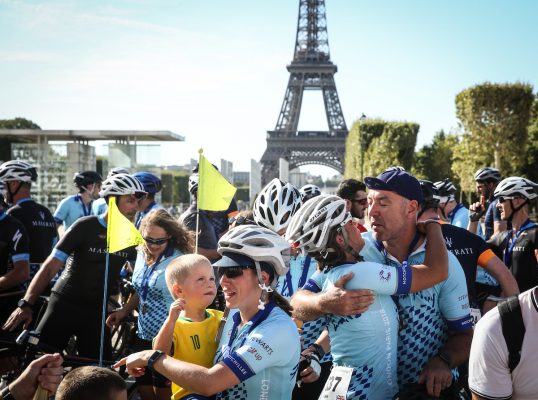 LONDON-PARIS by Tour de France / Hotchillee